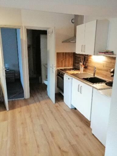 Joyeuse, Superbe Appartement D'Environs 30M2. Ngoại thất bức ảnh